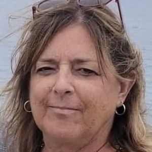 Meet your Posher, Brenda